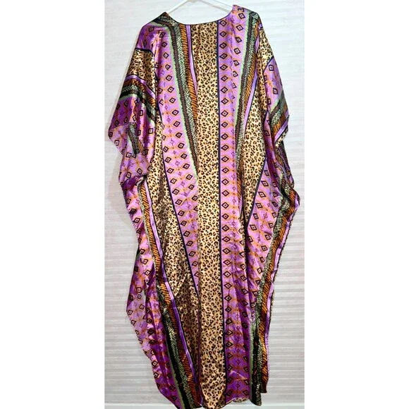 Purple and Gold Patterned Women's Kaftan - Picture 5 of 5